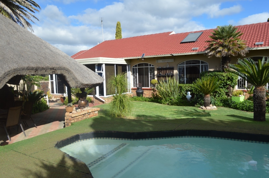3 Bedroom Property for Sale in Meiringspark North West